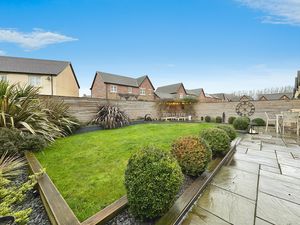 Photo 16- click for photo gallery